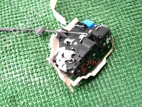 Front left lock VW GOLF V (1K1) 1.9 TDI | BP22090093C98 