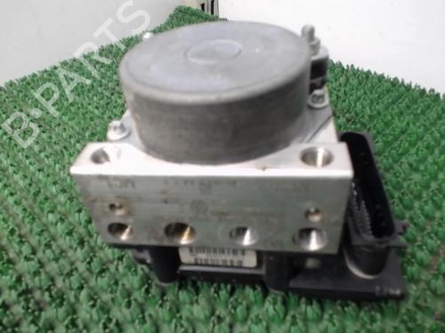 Used ABS pump RENAULT CLIO III Grandtour (KR0/1_) 1.5 dCi (KR0G) (68 hp) 22081222