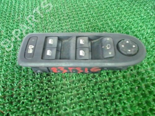 Used Left front window switch Left front window switch CITROËN C5 III Break (RW_) 2.0 HDi 140 (140 hp) 20875447 20875447
