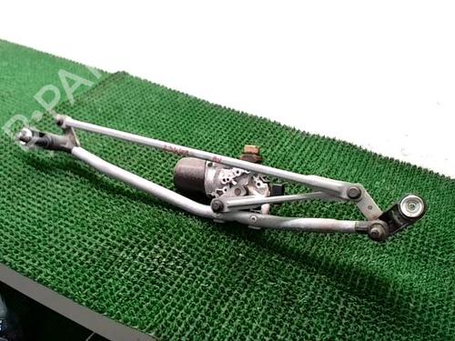 Used Front wiper motor DACIA SANDERO II 1.5 dCi 75 / Blue dCi 75 (B8JW, B8M4, B8AH, B8M7, B8M6) (75 hp) 29817110