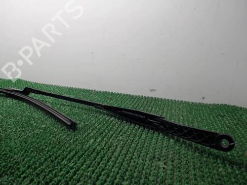 Used Front windshield wiper arm Front windshield wiper arm 22079364 22079364