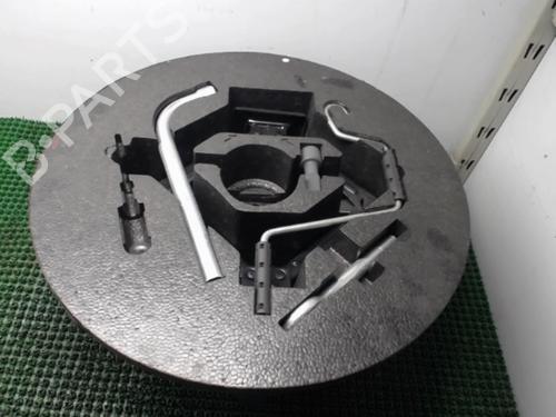 Used Jack Kit ALFA ROMEO MITO (955_) 1.4 TJet (955AXA1B) (155 hp) 22085702