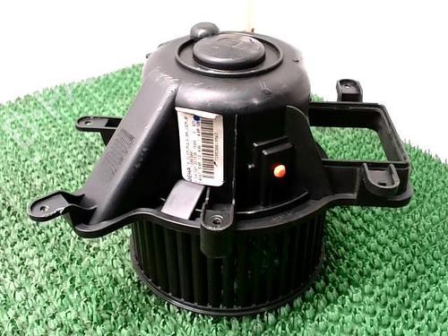 Used Heater blower motor PEUGEOT 3008 I MPV (0U_) 2.0 HDi 150 / BlueHDi 150 (150 hp) 22091471