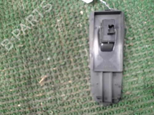 Used Right front window switch Right front window switch PEUGEOT BOXER Van 2.2 HDi 100 (101 hp) 22079807 22079807