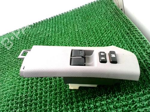 Left front window switch TOYOTA YARIS (_P9_) 1.4 D-4D (NLP90_, NLP90R) | BP30500072I27 - Image 2