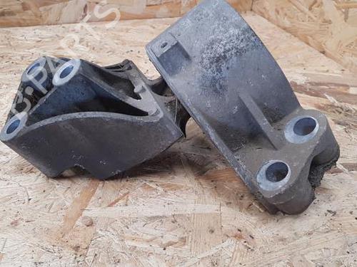 Used Engine mount FIAT FIORINO Box Body/MPV (225_) 1.3 D Multijet (225BXD1A, 225BXB1A, 225BXB11) (75 hp) 22075751