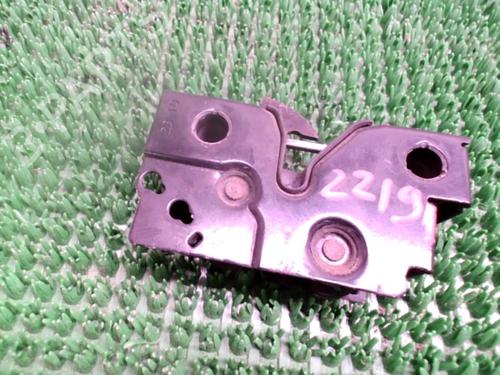 Fechadura do capot Fechadura do capot SEAT IBIZA IV (6J5, 6P1) 1.2 TDI (75 hp) 22083626 22083626