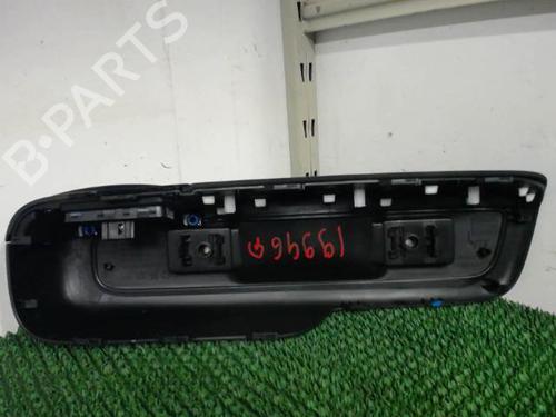 Used Left front window switch Left front window switch CITROËN C3 III (SX) 1.6 BlueHDi 75 (75 hp) 22087847 22087847
