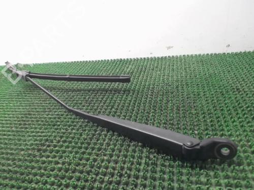 Used Front windshield wiper arm CITROËN C3 Picasso (SH_) 1.6 BlueHDi 100 (99 hp) 22080264