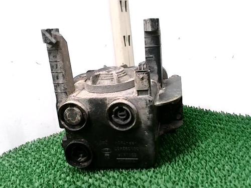 Used Right front fog light Right front fog light 21165448 21165448