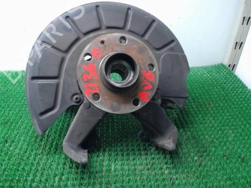Used Left front steering knuckle VW GOLF VI (5K1) 1.6 TDI (105 hp) 22083076