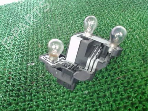 Used Lamp holder PEUGEOT 206 Hatchback (2A/C) 1.4 i (75 hp) 22086953