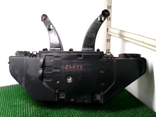 Used Air filter box BMW X5 (E70) xDrive 35 d (286 hp) 24031474