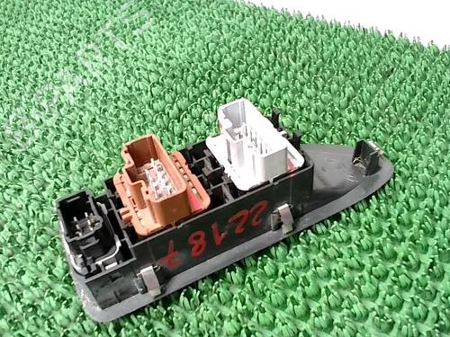 Left front window switch RENAULT LAGUNA II (BG0/1_) 1.9 dCi (BG1A, BG1V) | BP29984594I27