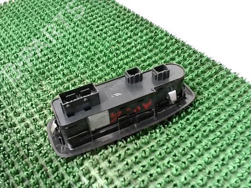 Left front window switch PEUGEOT 208 I (CA_, CC_) 1.2 THP 110 | BP22093099I27 - Image 3