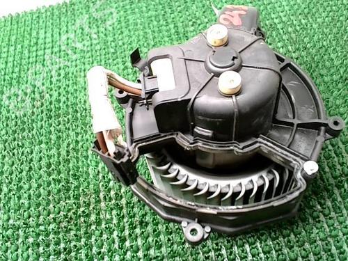 Heater blower motor VW GOLF VI (5K1) 1.6 TDI | BP22091172M62