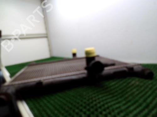 Used Water radiator Water radiator TOYOTA YARIS (_P1_) 1.0 (SCP10_, SCP10R) (68 hp) 22078288 22078288