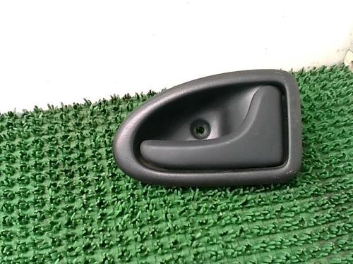 Used Rear right interior door handle Rear right interior door handle 25262255 25262255