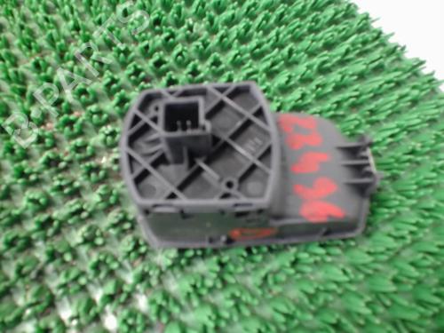 Used Right front window switch Right front window switch OPEL CORSA D (S07) 1.0 (L08, L68) (60 hp) 22085934 22085934