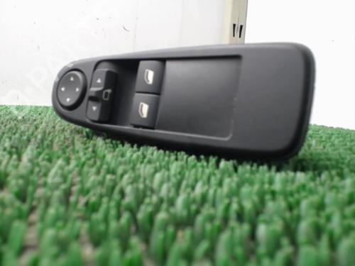 Used Left front window switch Left front window switch CITROËN C4 Picasso I MPV (UD_) 1.6 HDi (109 hp) 22084857 22084857