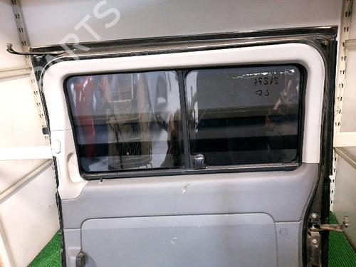 Puerta lateral/corredera derecha Puerta lateral/corredera derecha MERCEDES-BENZ VITO / MIXTO Van (W639) 120 CDI (639.601, 639.603, 639.605) (204 hp) 36424442 36424442