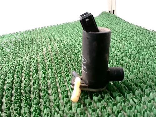 Used Washer pump Washer pump FORD FIESTA V (JH_, JD_) 1.4 TDCi (68 hp) 22088973 22088973