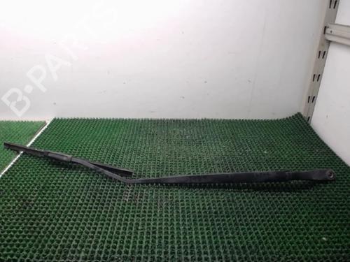 Used Front windshield wiper arm CITROËN BERLINGO / BERLINGO FIRST Box Body/MPV (M_) 1.4 i (MBKFX, MBKFW) (75 hp) 22084975