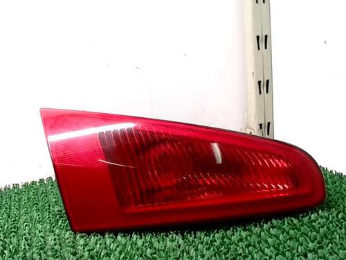 Used Left tailgate light ALFA ROMEO 147 (937_) 1.9 JTD (937.AXD1A, 937.BXD1A, 937.AXV1A, 937.BXB1A,... (115 hp) 22090129