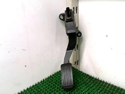 Używane Pedał TOYOTA YARIS (_P9_) 1.4 D-4D (NLP90_, NLP90R) (90 hp) 30500090