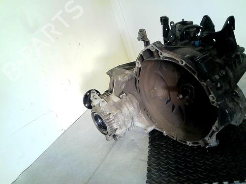 Used Gearbox NISSAN X-TRAIL I (T30) 2.2 dCi 4x4 (136 hp) 22087956