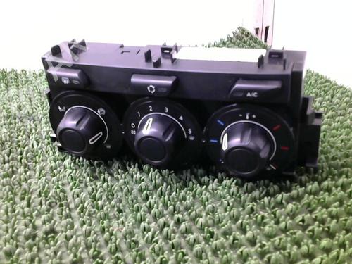 Used Climate control CITROËN C3 II (SC_) 1.2 VTi 82 (82 hp) 31700482
