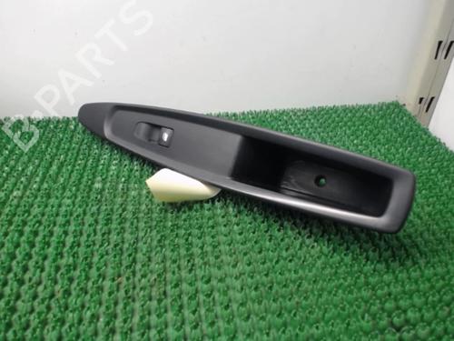 Right front window switch CITROËN C4 Coupe (LA_) 2.0 HDi | BP22076461I26 - Image 2