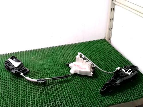 Høyre foran lås OPEL CORSA F (P2JO) 1.2 (68) (75 hp) 29892914