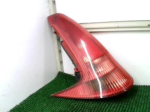 left-taillight-peugeot-206-sw-2ek-2002-26685563 main image