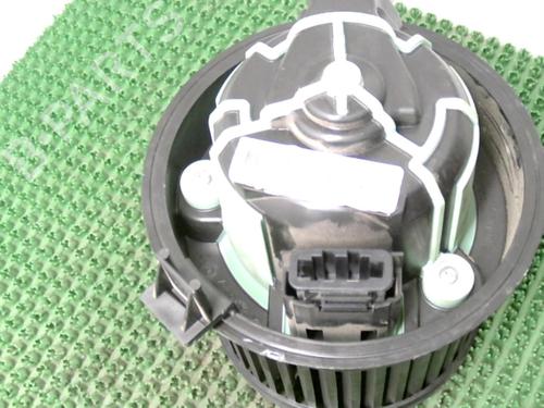 Used Heater blower motor CITROËN C4 II (NC_) 1.6 HDi 90 (92 hp) 22078326