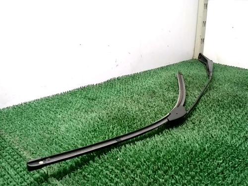 Used Front windshield wiper arm RENAULT MASTER III Van (FV) 2.3 dCi 145 FWD (FV0E, FV0F, FV0H, FV02, FV0M, FV0S,... (146 hp) 28496834