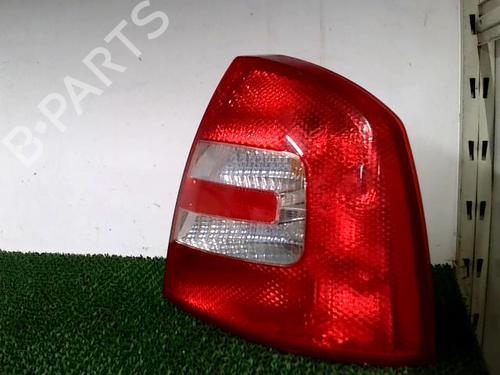 Used Right taillight SKODA OCTAVIA II (1Z3) 1.9 TDI (105 hp) 20876890