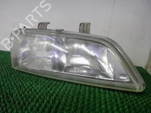 Used Right headlight NISSAN PRIMERA Hatchback (P11) 1.6 16V (99 hp) 22086499