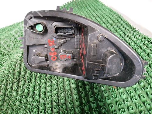 Lamp holder RENAULT CLIO III Hatchback Van (SB_, SR_) | BP36155514L10 - Image 2