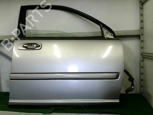 Used Right front door NISSAN X-TRAIL I (T30) 2.2 Di 4x4 (114 hp) 20874266