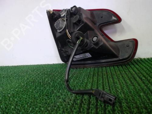 Used Right tailgate light Right tailgate light RENAULT MEGANE III Grandtour (KZ0/1) 1.5 dCi (KZ1M, KZ1W, KZ0R) (106 hp) 22078057 22078057