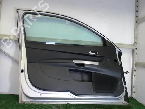Used Left front door VOLVO C30 (533) 2.0 D (136 hp) 20877557