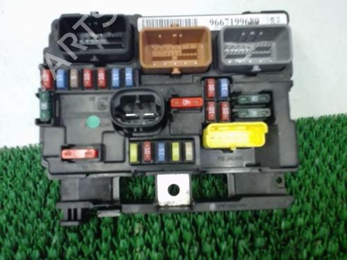 Used Fuse box CITROËN DS3 (SA_) 1.6 HDi 90 (92 hp) 22086459