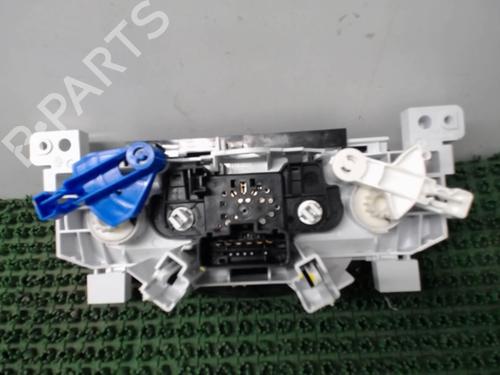 Used Climate control Climate control DACIA SANDERO 1.5 dCi (75 hp) 22082327 22082327