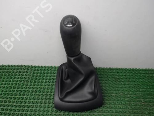 Used Gear lever RENAULT MEGANE III Hatchback (BZ0/1_, B3_) 1.5 dCi (BZ0C) (90 hp) 22077841