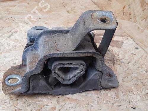 Used Engine mount FIAT FIORINO Box Body/MPV (225_) 1.3 D Multijet (225BXD1A, 225BXB1A, 225BXB11) (75 hp) 22075752