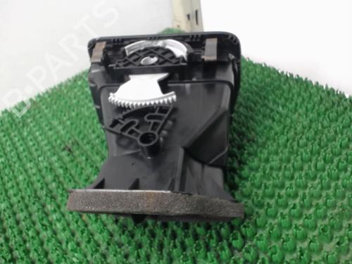 air-vent-vw-golf-vi-5k1-16-tdi-2008-2009-2010-2011-2012-2013-2014-22080725 main image