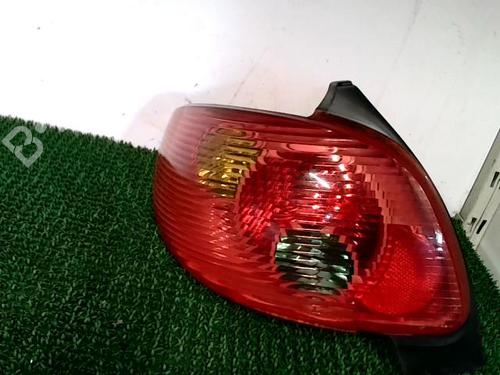 Right taillight PEUGEOT 206 Hatchback (2A/C) 1.4 HDi eco 70 | BP24200490C35 