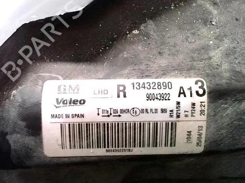 Right headlight OPEL CORSA D (S07) 1.3 CDTI (L08, L68) | BP30915397C29 