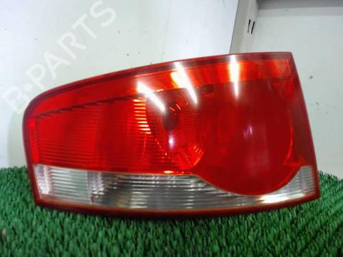 Used Left taillight Left taillight 22087151 22087151